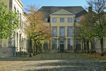 Eingang zum Kunsthaus NRW Kornelimünster (ehemalige Reichsabtei)