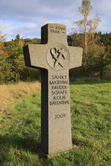 Kreuz der Matthiasbruderschaft im Liesertal, nördlich von Manderscheid