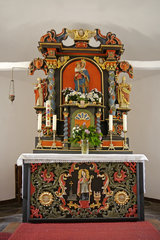 Altar der Cornelius-Kapelle in Welchenhausen