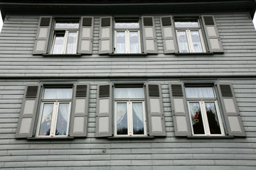 Alte Hausfassaden in Monschau, Rureifel