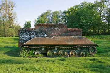 Alter Panzer auf dem Standortübungsplatz Münsterbusch bei Stolberg