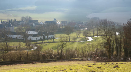 Ausblick vom Schutzgebiet Genhoes auf das Göhlltal mit Oud-Valkenburg