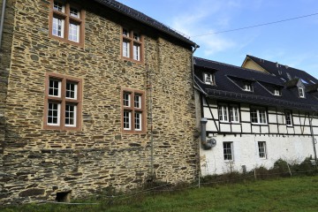 Bruchstein- und Fachwerkhaus in Simonskall