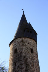 Burgturm der Wasserburg von Bruch, Landkreis Bernkastel-Wittlich