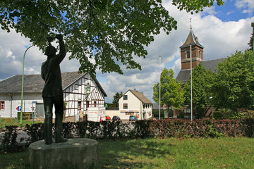 Das Denkmal für den Tinnes, Rott, Gemeinde Roetgen