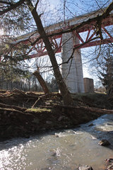 Die Hammerbrücke im Göhltal bei Hergenrath, B