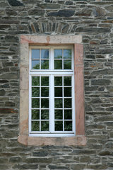 Fenster in einem Bruchsteinhaus, Monschau