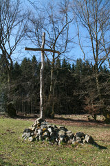 Gedenkstätte Reinartzhof im Osthertogenwald
