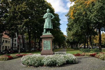 Hansemanndenkmal am Hansemannplatz in Aachen