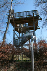 Holzturm für den Blick auf Palsen im Brackvenn