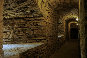 In den unterirdischen Gängen von Burg Reuland 