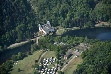 Luftaufnahme des RWE-Industriemuseum im Kraftwerk Heimbach mit Rur