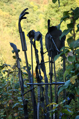 Metallskulptur im Hospizgarten des Hortus Dialogus
