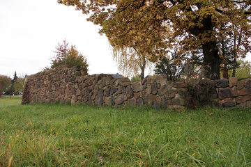 Römische Langmauer  bei Herforst