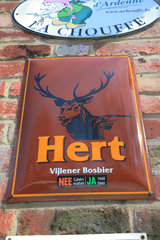 Reklameschild für Bier an der einzigen Berghütte der Niederlande