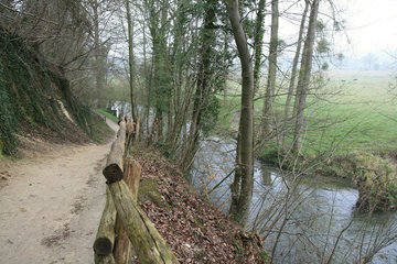 Wanderweg im Naturpark Ingendael, Geultal bei Valkenburg