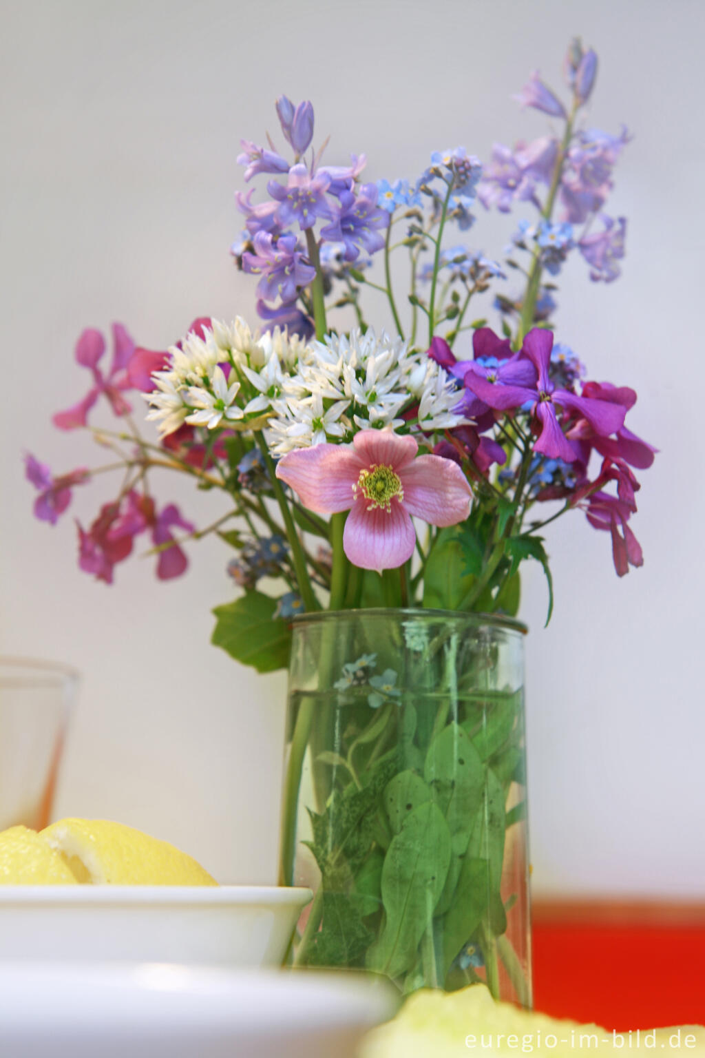 Detailansicht von Blumenstrauß, Mai