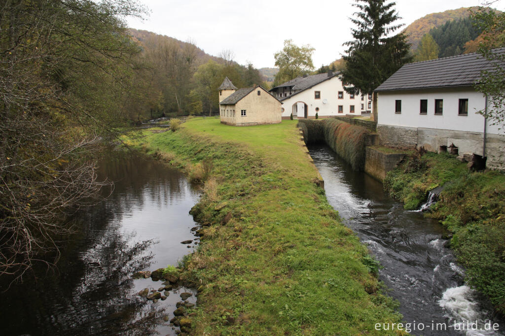 Detailansicht von Deimlinger Mühle bei Mühlenflürchen im Tal der Kyll