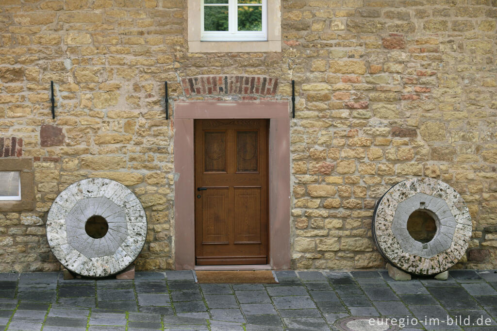 Detailansicht von Die Weingartener Höfe bei Schloss Eicks, Gemeinde Mechernich