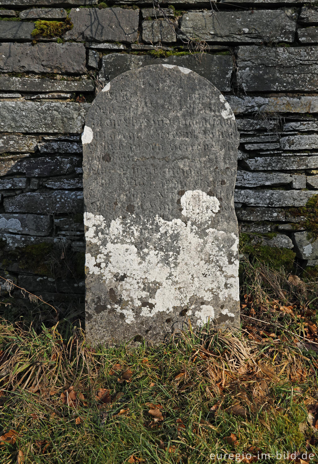 Grabstein, Friedhof Menzerath bei Monschau