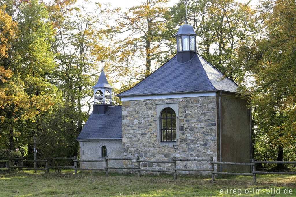 Detailansicht von Kapelle Fischbach bei Baraque Michel, Hohes Venn