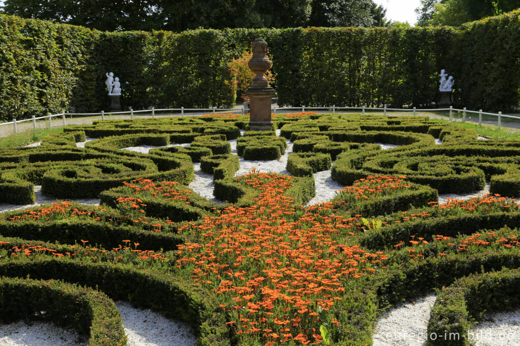 Detailansicht von Palastgarten beim Kurfürstlichen Palais, Barockgarten mit Broderie, Trier
