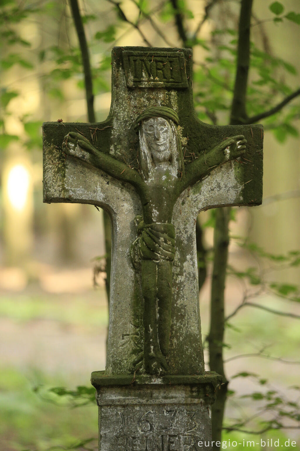 Detailansicht von Pestkreuz bei Densdorf