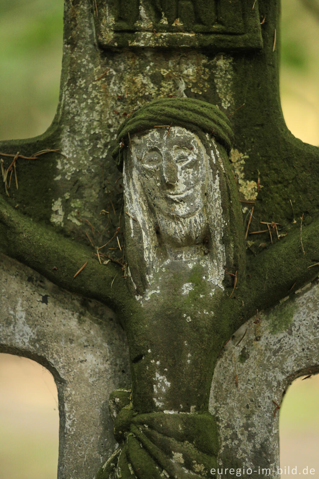 Detailansicht von Pestkreuz bei Densdorf