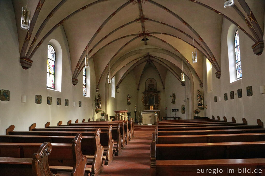 Detailansicht von Pfarrkirche St. Luzia, Rech im Ahrtal