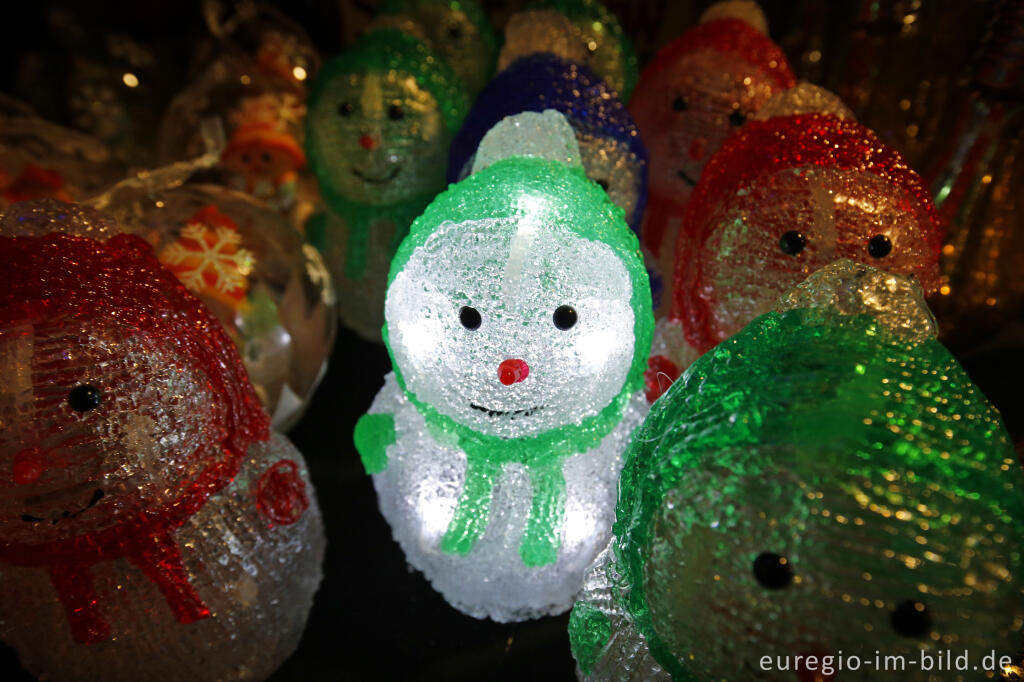 Detailansicht von Weihnachtsmarkt in der Fluweelengrotte in Valkenburg