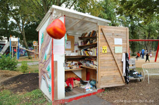 GiveBox im Gemeinschaftsgarten HirschGrün (Suermondt-Park), Aachen 2016