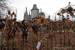 Handwerkskunst auf dem Weihnachtsmarkt bei Schloss Merode