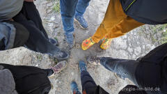 Wanderschuhe am Ende einer Wanderung