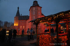 Weihnachtsmarkt bei Schloss Merode