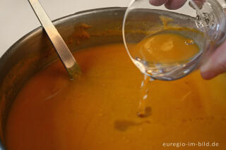Würzige Kürbissuppe - Rezept